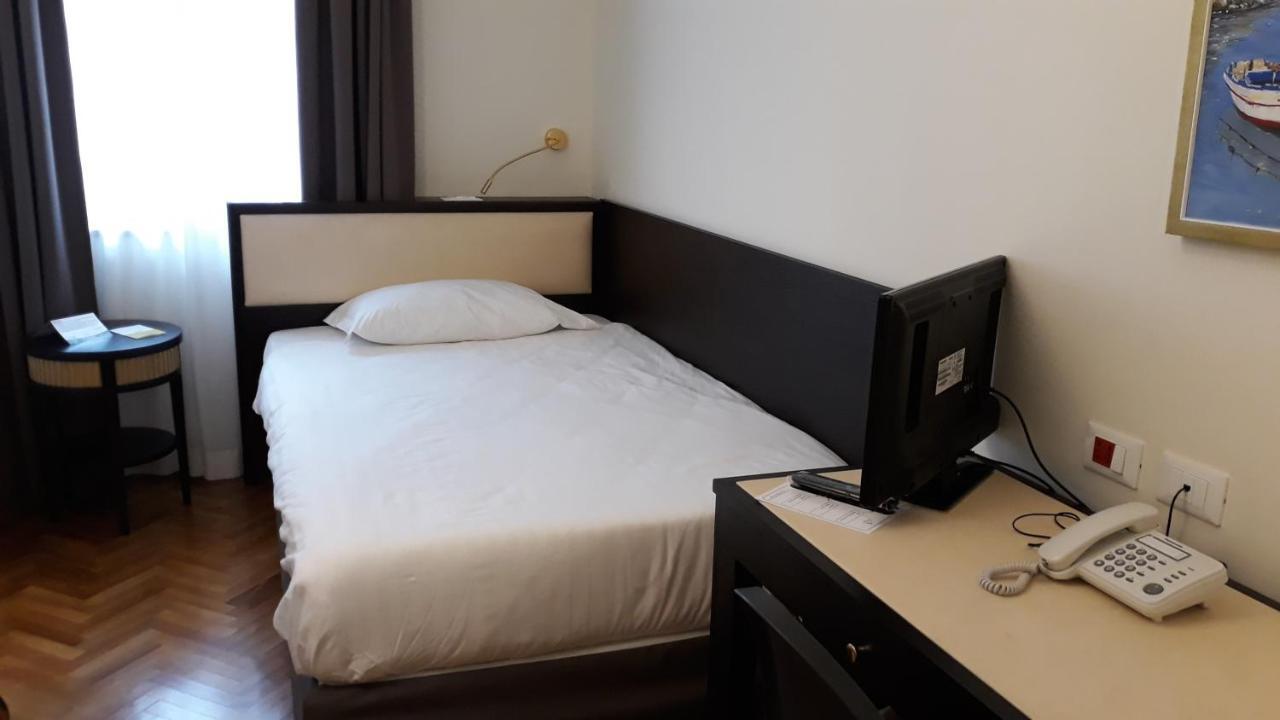 Torrione Hotel Reggio di Calabria Eksteriør bilde